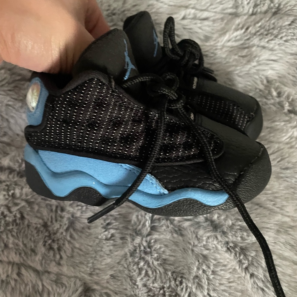 Black and white jordan 13